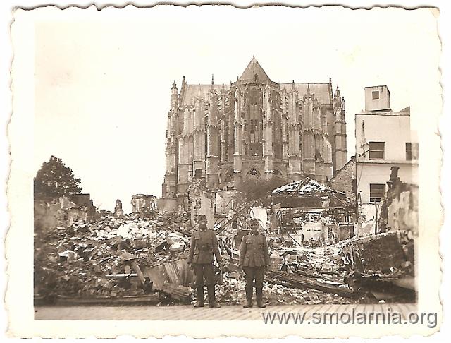 28 - Kathedrale Beauvais 2A.jpg